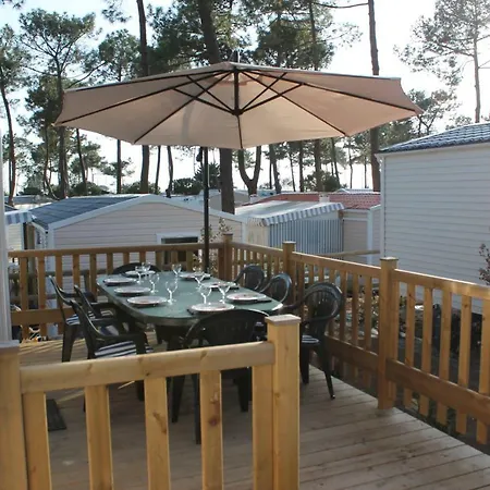 Bonne Anse Mobil-homes Climatises 4*