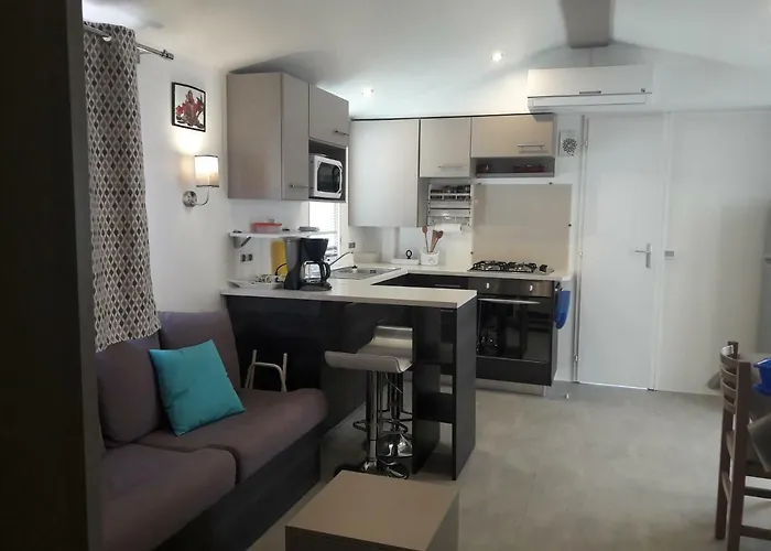 Bonne Anse La Palmyre